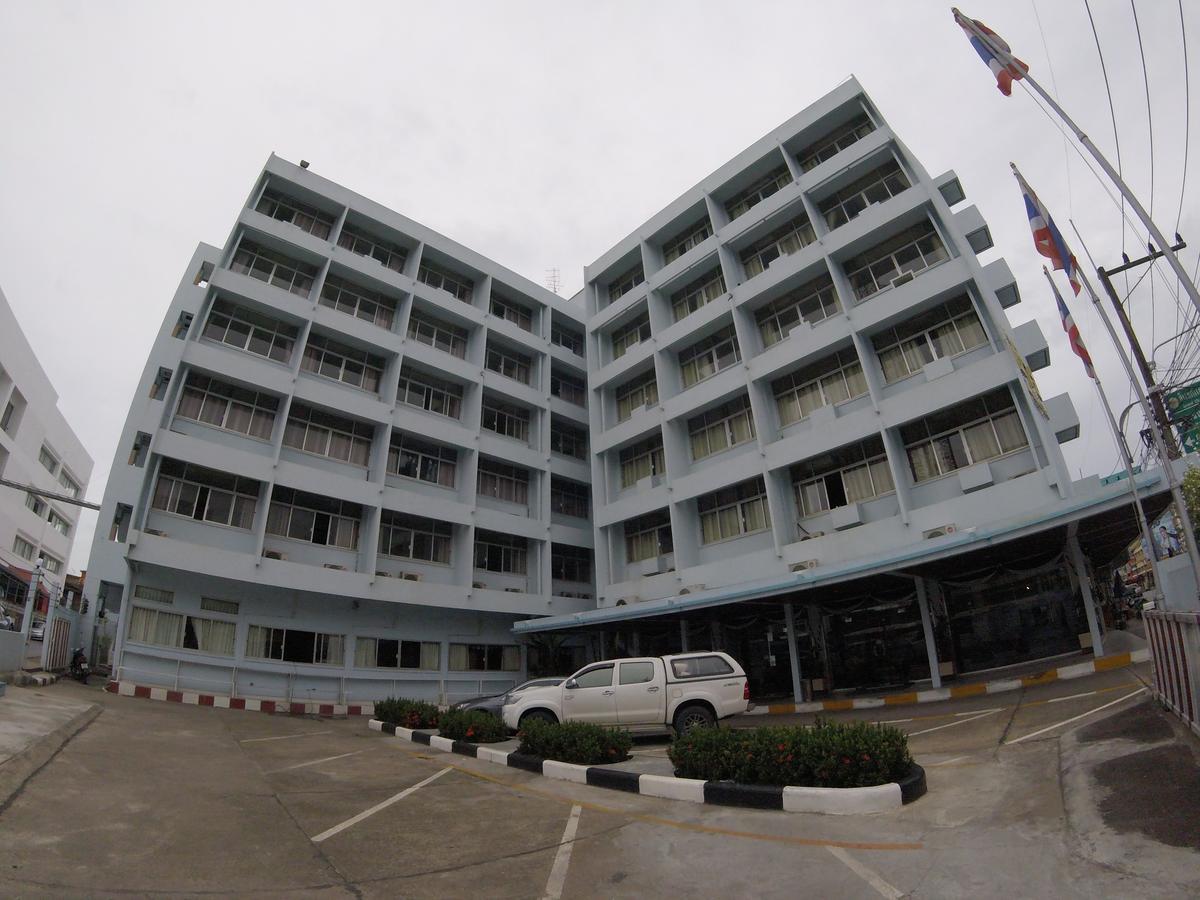 Tapee Hotel Surat Thani Exteriör bild