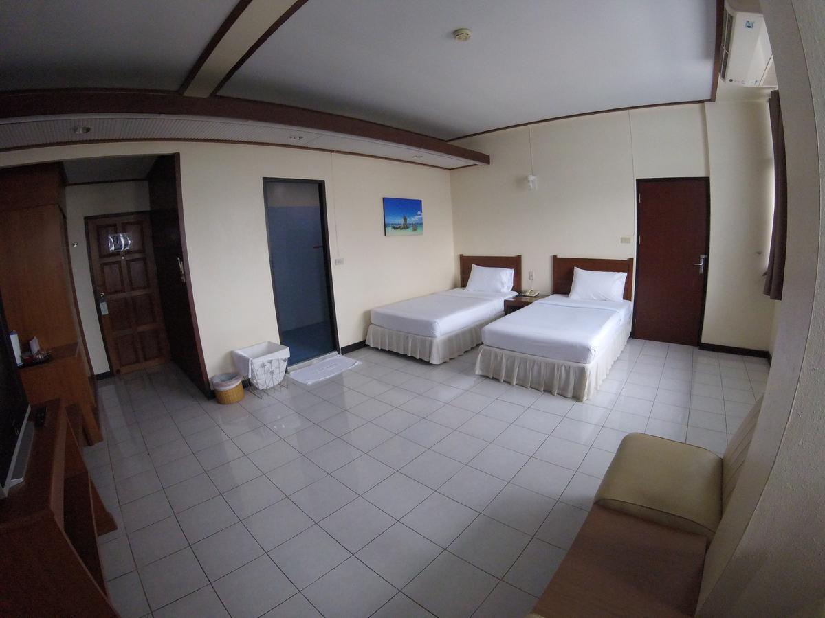 Tapee Hotel Surat Thani Exteriör bild